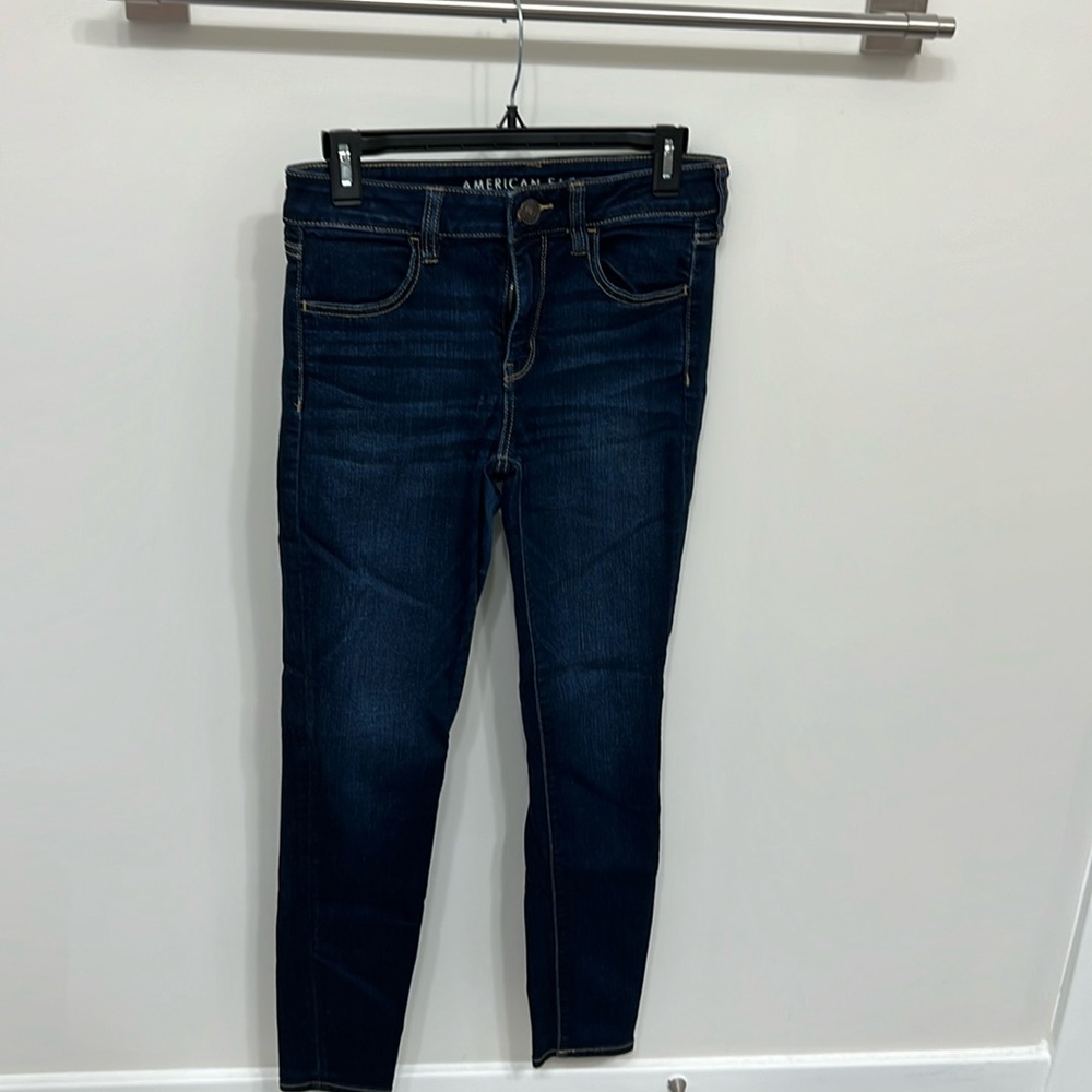American Eagle Outfitters Size 8 Dark Wash Skinny Jeans